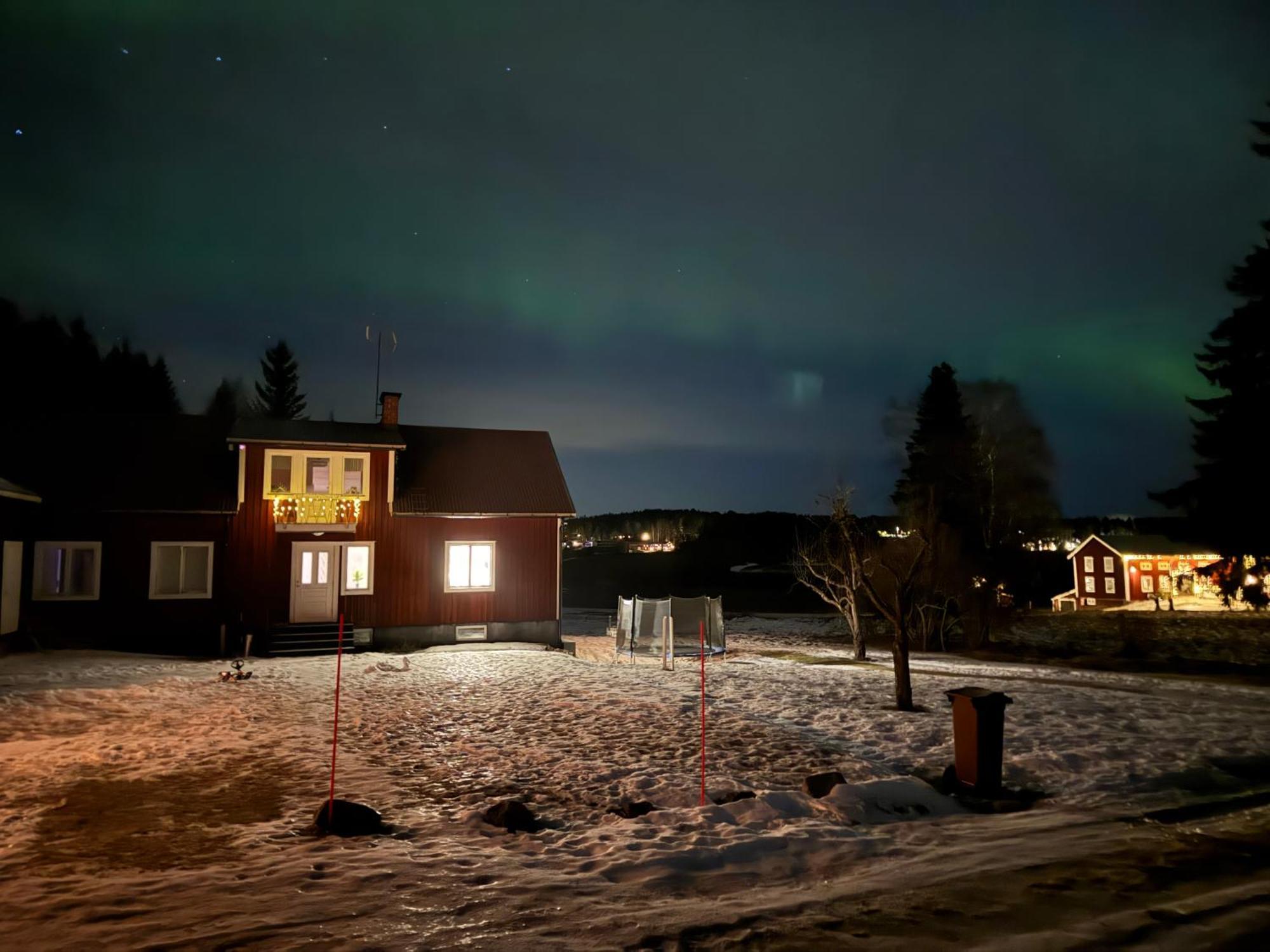 Ett Hus Med 3 Sovrum Med Supersnabba Internet Fiberanslutningen 1000Mb-100Mb I Hoeg, 7 Minuter Fran Hudiksvall Villa Exterior foto