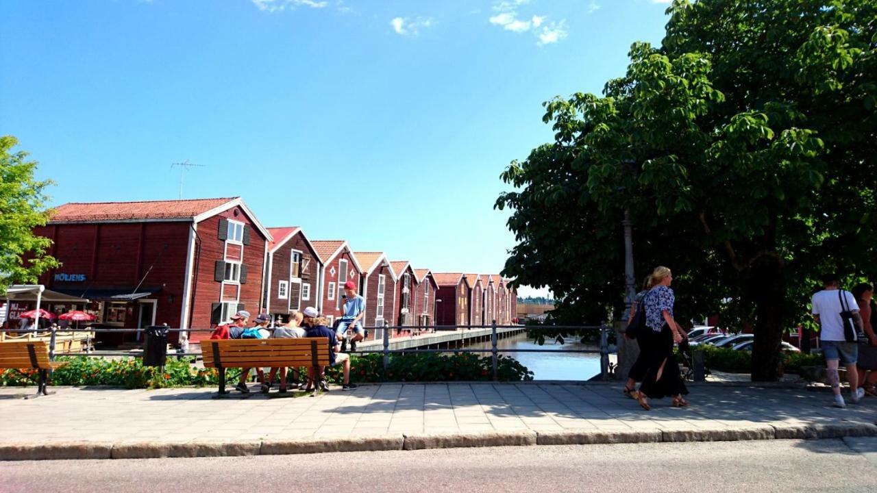 Ett Hus Med 3 Sovrum Med Supersnabba Internet Fiberanslutningen 1000Mb-100Mb I Hoeg, 7 Minuter Fran Hudiksvall Exterior foto